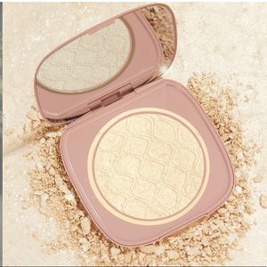 Colourpop Sol Highlighter